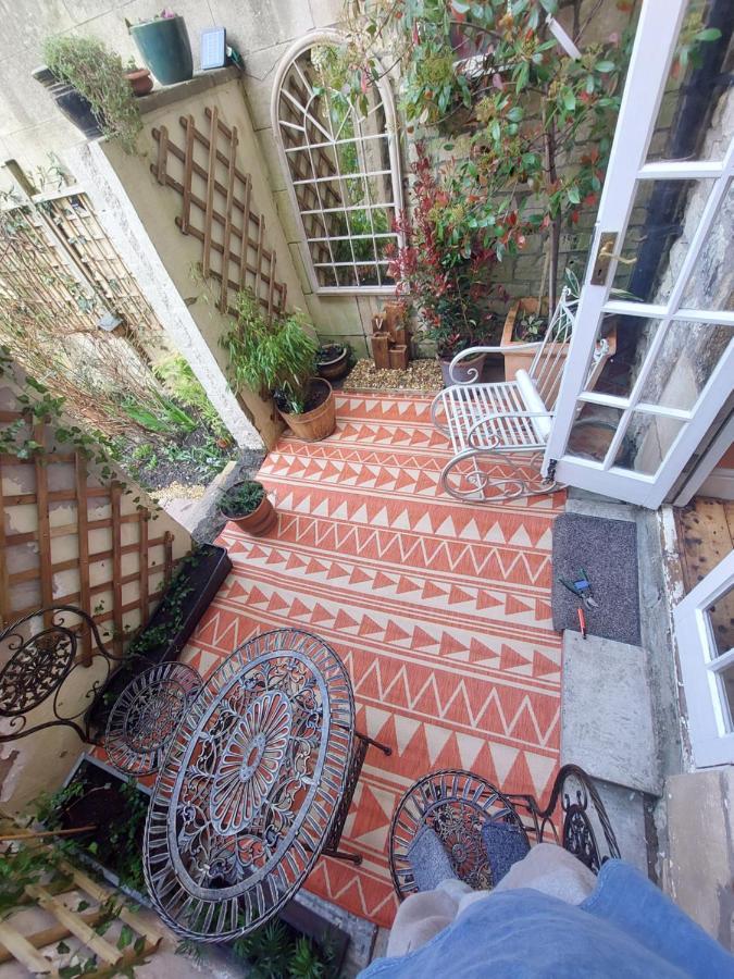 The Pickwick House 2 Bedroom Free Parking Bath Exteriör bild