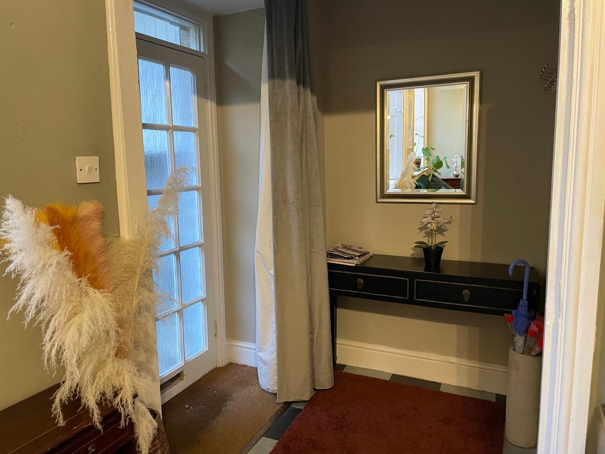 The Pickwick House 2 Bedroom Free Parking Bath Exteriör bild