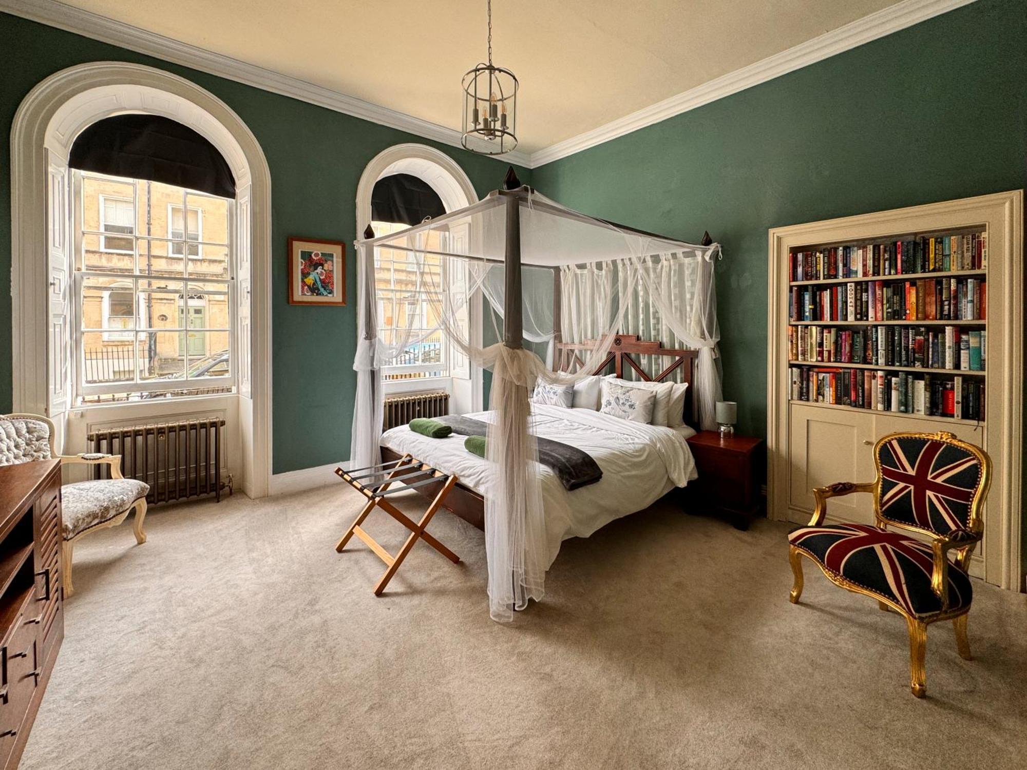 The Pickwick House 2 Bedroom Free Parking Bath Exteriör bild